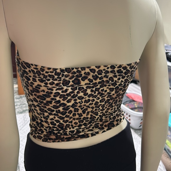 Rudy Karat - Leopard Print Top - Picture 2 of 8